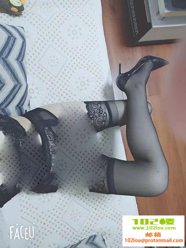 175648qdnm7m4u4mdem4o9.jpg