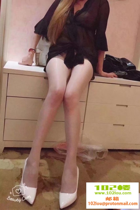 211621e48zg4ghwb86m4vb.jpeg