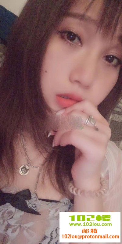 151646hcbdcok0881mb8d8.jpg