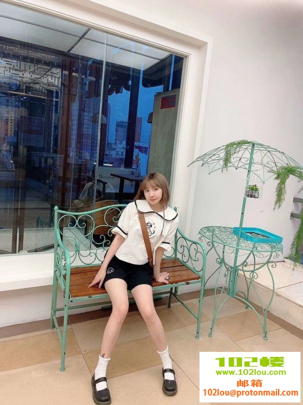 010625l6nncjhccn19c3ec.jpg