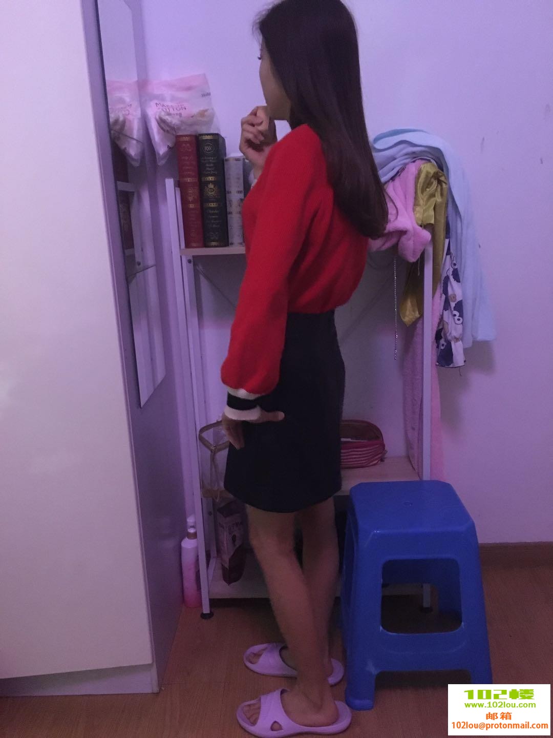 212436o19920q9lql9raof.jpg