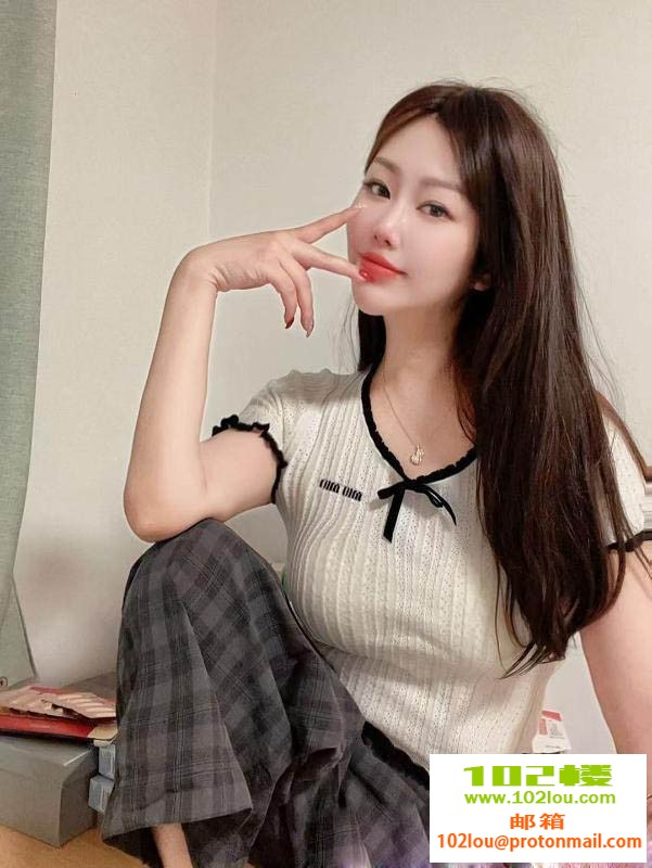 215204tfh30hgjp0j0grp9.jpg